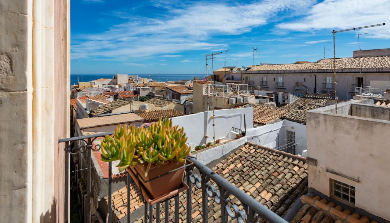 シラクーサCasa Eu - Bilocale Ortigia Wifiアパートメント エクステリア 写真